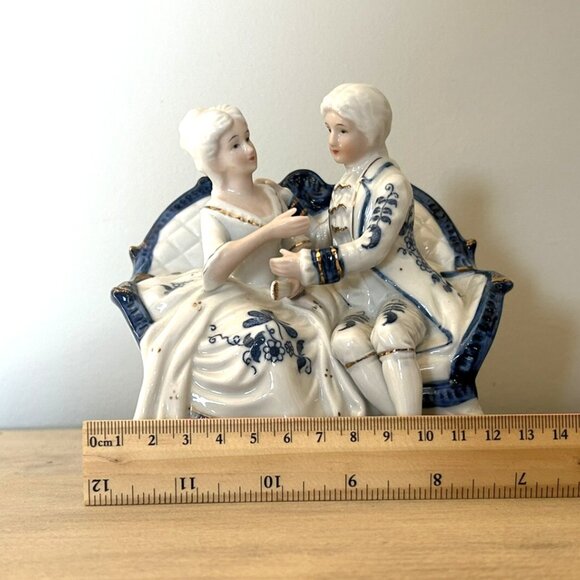 Marie Antoinette and King Louis Porcelain, Cermaic, Table Decor Couple - Picture 14 of 14